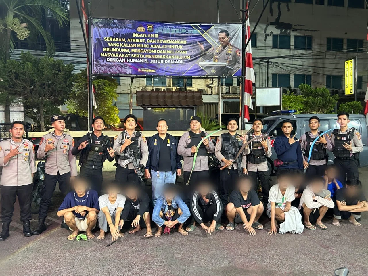 Subuh Jakarta: Polisi Gagalkan Tawuran Berbahaya, Sementara Warga Bergembira di Car Free Day