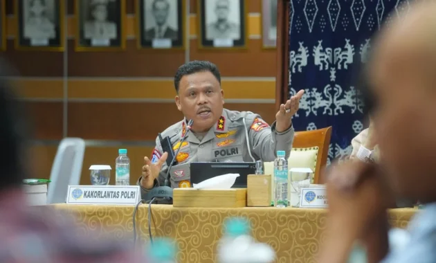 Sukses Amankan Mudik Lebaran 2026, Kakorlantas Irjen Agus Sebut Pelayanan Humanis sebagai Kunci Sukses Amankan Mudik Lebaran 2026, Kakorlantas Irjen Agus Sebut Pelayanan Humanis sebagai Kunci