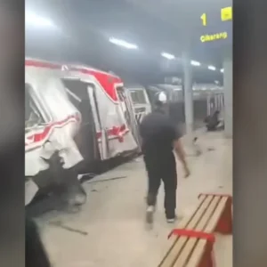 Tabrakan KA Argo Bromo dan KRL di Bekasi, Empat Orang Meninggal Dunia