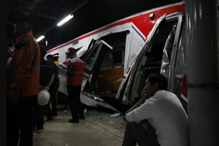 Tabrakan Kereta Bekasi Picu Trauma Psikologis, Penjelasan Psikolog Unair