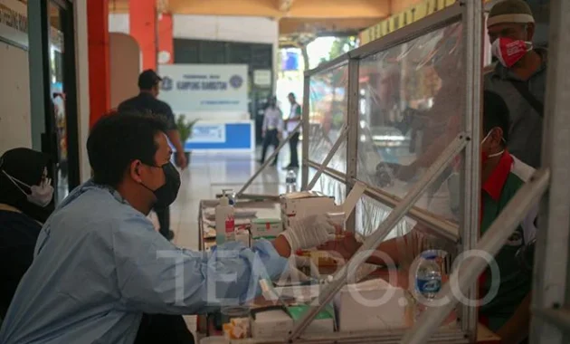 Terminal Kampung Rambutan Gelar Tes Urin Sopir dalam Rangka Hari Angkutan Nasional 2026