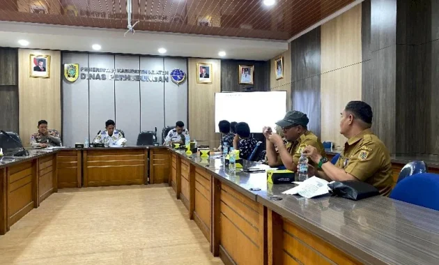 Terungkap! Aktivitas Misterius di Gudang Motor MBG yang Dipicu Rapat Tertutup Karyawan