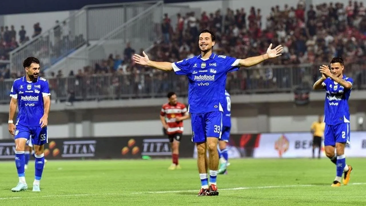 Thom Haye Optimis Persib Bisa Rebut Juara Super League 2025/2026, Ini Analisis Lengkapnya