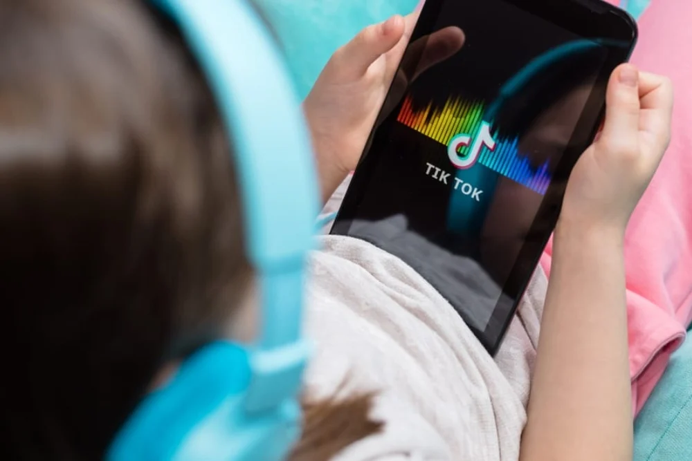 TikTok Nonaktifkan 1,7 Juta Akun Anak: Langkah Besar Indonesia Lindungi Pengguna di Bawah 16 Tahun
