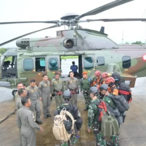 TNI AD kerahkan 209 prajurit evakuasi helikopter jatuh di Sekadau