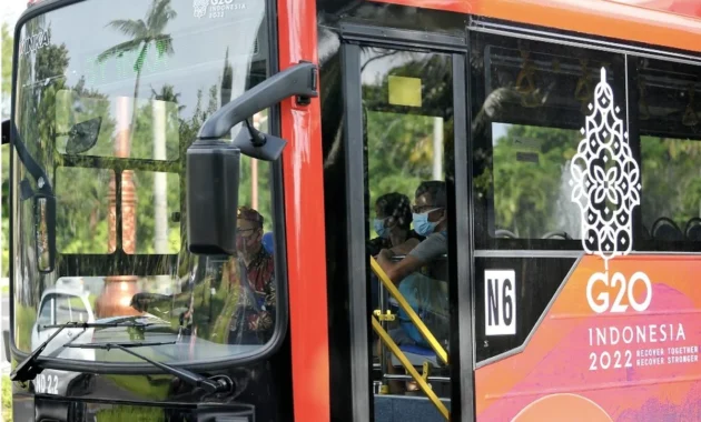 TNI AL Luncurkan 20 Bus Listrik untuk Antar Jemput Prajurit sebagai Respons Dampak Konflik Timur Tengah