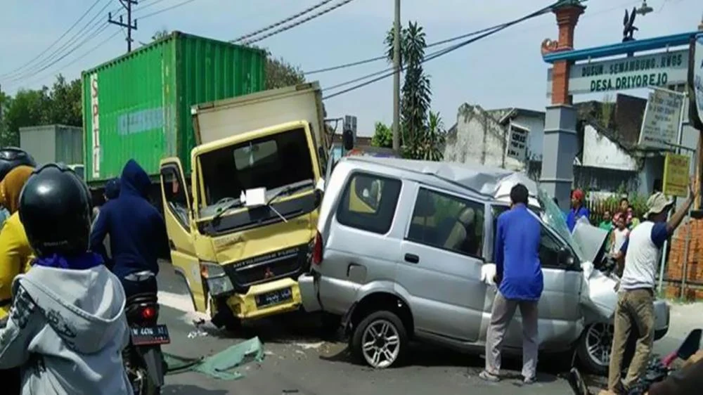 Tragedi di Jalan Raya: Dari Snowplow Colorado hingga Kecelakaan di NYC, Apa yang Salah dengan Para Pengemudi?