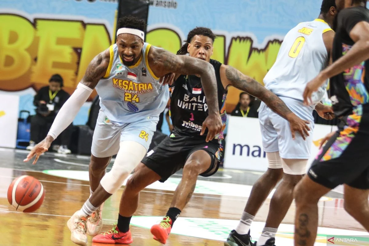 Tripoin Avan Jaga Tren Kemenangan Kesatria Bengawan Solo Atas Hangtuah