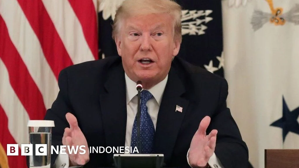 Trump Klaim Banyak Negara Bantu Blokade Selat Hormuz, Inggris Jadi yang Pertama Membantah