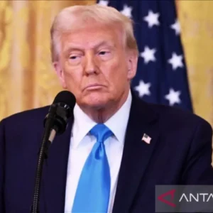Trump Peringatkan Kemungkinan Serangan terhadap Pembangkit Listrik dan Jembatan di Iran