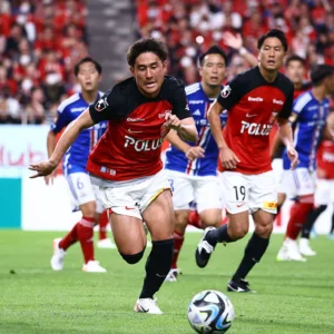 Urawa Red Diamonds Menggebrak J.League: Kemenangan Dramatis atas Yokohama F. Marinos dan Dampaknya bagi Musim 2026