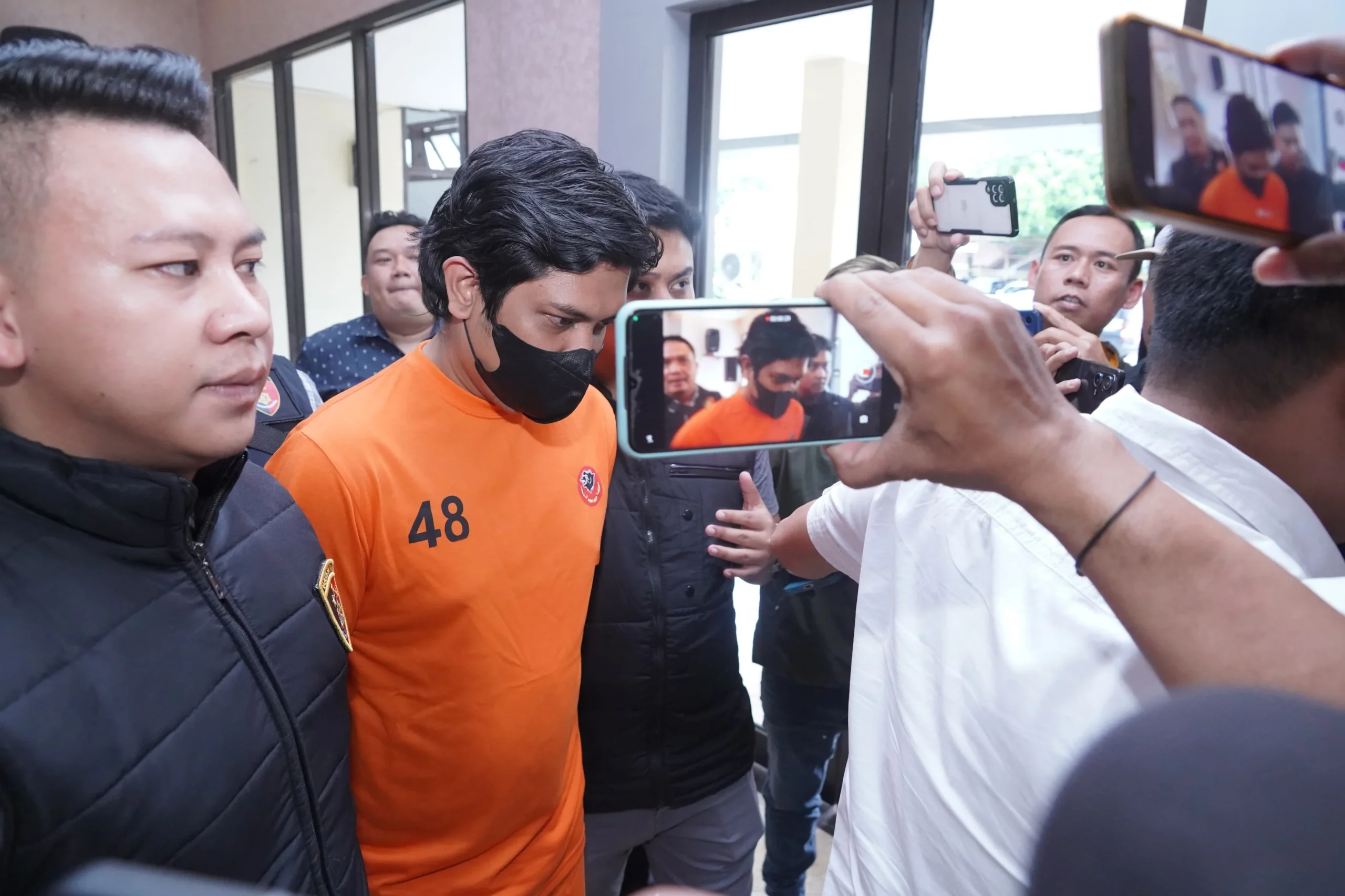 Viral 16 Terduga Pelaku Pelecehan Seksual FH UI Disidang Terbuka, Mahasiswa Bebas Konfrontasi