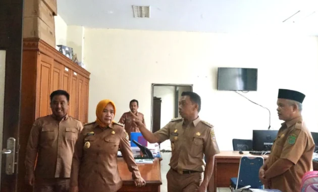 Wamendagri Sidak Penerapan WFH ASN Bekasi, Pastikan Kinerja Optimal dan Efisiensi Anggaran
