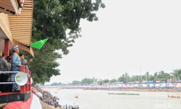 Wapres Gibran Hadiri Festival Pawai Paskah 2026 di Kupang