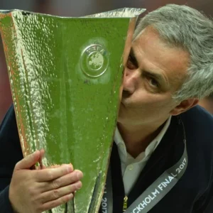 Wout Weghorst: Dari Penyelamat di Piala Dunia hingga Rencana Master Mourinho yang Mengguncang Dunia Sepak Bola