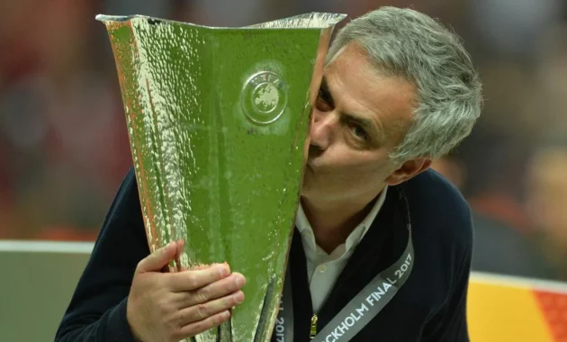 Wout Weghorst: Dari Penyelamat di Piala Dunia hingga Rencana Master Mourinho yang Mengguncang Dunia Sepak Bola