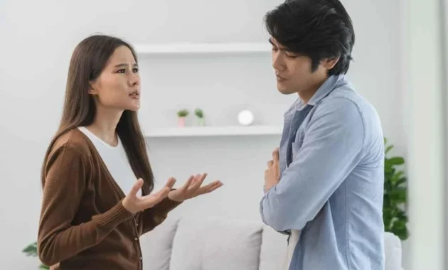 11 Kalimat Manipulatif yang Langsung Ditolak Wanita Emosional Kuat – Simak Penjelasannya!
