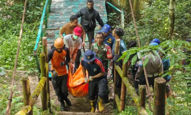 2 WNA Asal Austria Meninggal Usai Jatuh dari Jembatan Gantung Cunca Wulung Labuan Bajo