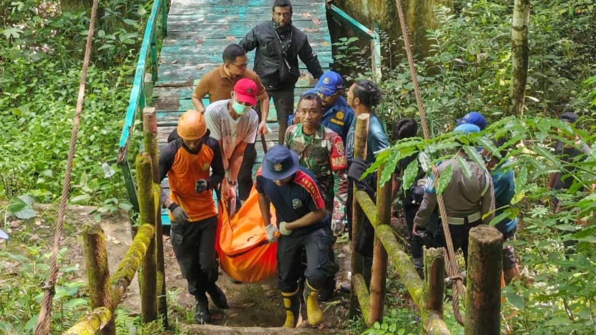 2 WNA Asal Austria Meninggal Usai Jatuh dari Jembatan Gantung Cunca Wulung Labuan Bajo