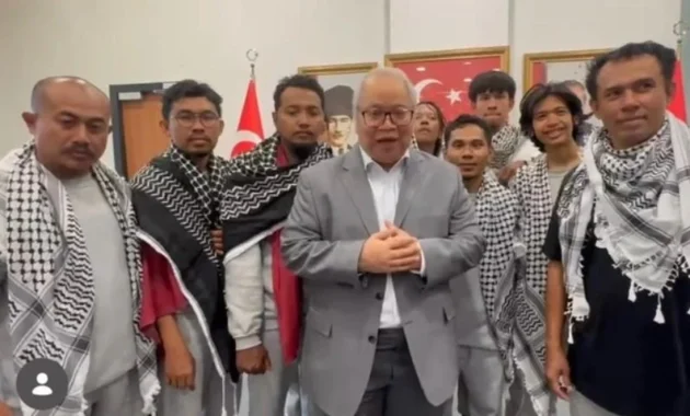 9 WNI Jalani Pemeriksaan Kesehatan di Turki Sebelum Kembali ke Indonesia 9 WNI Jalani Pemeriksaan Kesehatan di Turki Sebelum Kembali ke Indonesia