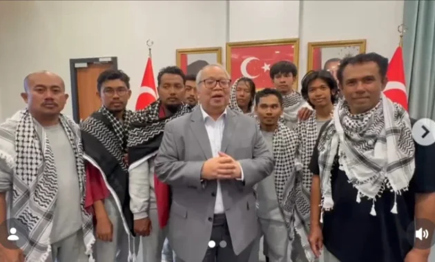 9 WNI Relawan Global Sumud Flotilla Bebas, Siap Kembali ke Tanah Air 9 WNI Relawan Global Sumud Flotilla Bebas, Siap Kembali ke Tanah Air
