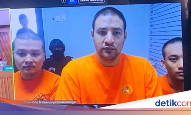 Aditya Zoni Balas Serangan Ammar Zoni: Kontroversi Irish Bella di Sidang PN Jakarta Pusat Mengguncang Publik Aditya Zoni Balas Serangan Ammar Zoni: Kontroversi Irish Bella di Sidang PN Jakarta Pusat Mengguncang Publik