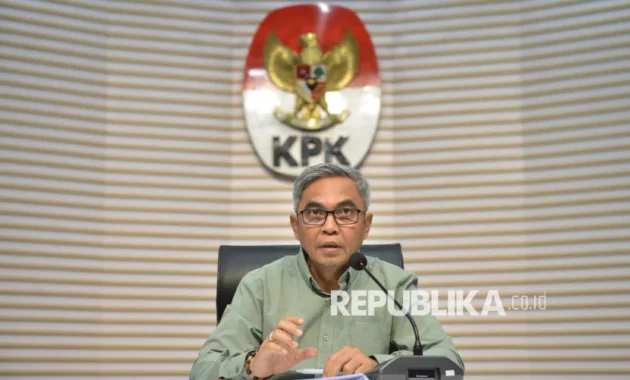 Akahkan Panggil Dirjen Bea Cukai Usai Disebut di Sidang Terima 213.600 SGD? Ini Kata Ketua KPK Akahkan Panggil Dirjen Bea Cukai Usai Disebut di Sidang Terima 213.600 SGD? Ini Kata Ketua KPK