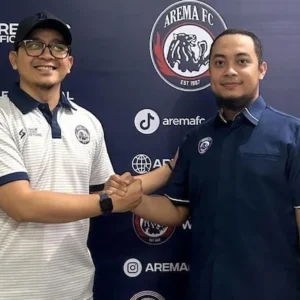 Arema FC Putuskan Kerja Sama dengan Kiper Lucas Frigeri