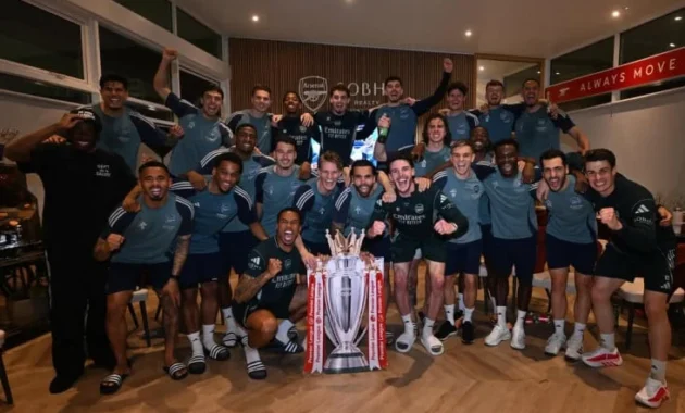 Arsenal Akhirnya Juara Liga Inggris, Penantian 22 Tahun Berakhir Arsenal Akhirnya Juara Liga Inggris, Penantian 22 Tahun Berakhir