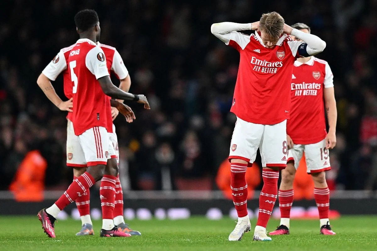 Arsenal Gigit Pahit: Dari VAR yang Menghantui Hingga Tanpa Odegaard, Fulham Jadi Penentu Puncak Premier League