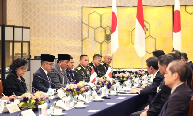 Bahas Kerja Sama Pertahanan, Menhan Sjafrie Bertemu Menhan Jepang Koizumi di Jakarta