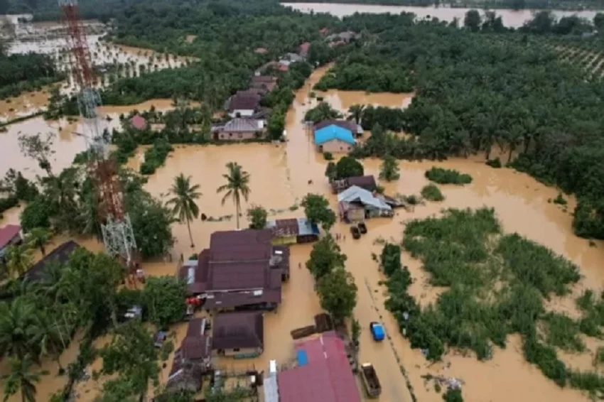 Banjir Lintas Pulau: Palembang Terseret Banjir Berulang, Ratusan Rumah Terdampak di Sulawesi, dan Dua Korban Meninggal