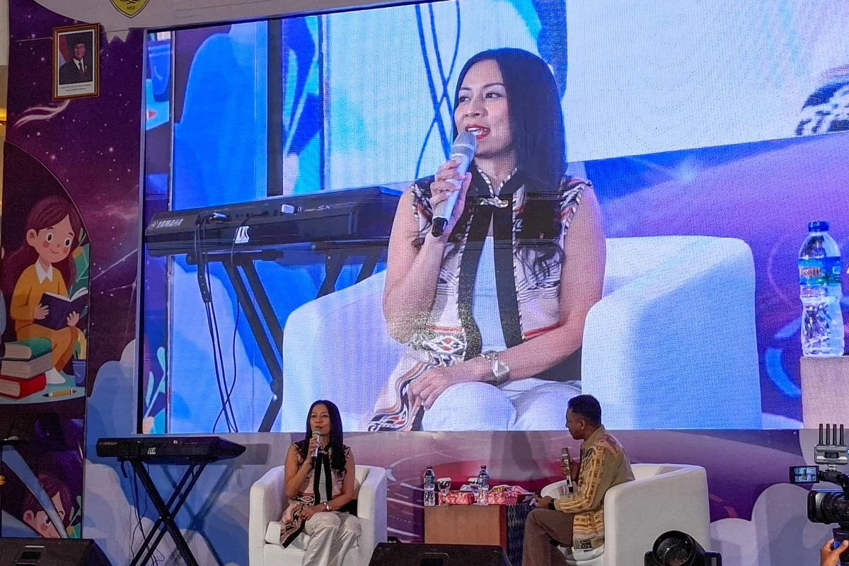 Bank Indonesia NTT Gandeng Dee Lestari Kembangkan Literasi Daerah
