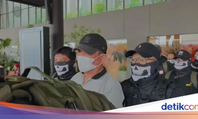 Bareskrim Guncang NTB: Istri dan Anak Ko Erwin Dibekuk, Rantai Narkoba Terungkap Bareskrim Guncang NTB: Istri dan Anak Ko Erwin Dibekuk, Rantai Narkoba Terungkap
