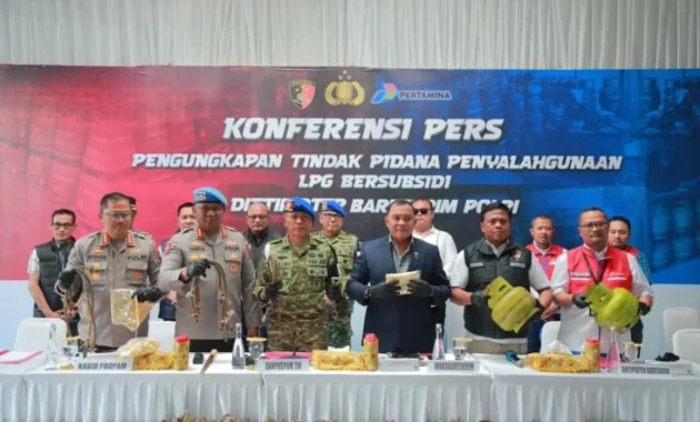 Bareskrim Polri Bongkar Penyalahgunaan LPG Subsidi di Klaten, Tangkep 2 Tersangka, Amankan 1.465 Tabung Bareskrim Polri Bongkar Penyalahgunaan LPG Subsidi di Klaten, Tangkep 2 Tersangka, Amankan 1.465 Tabung