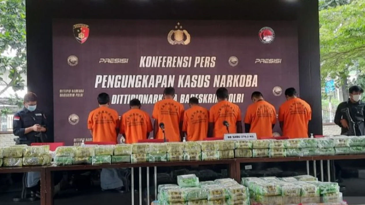 Bareskrim Polri Guling 13 Tersangka di Kampung Narkoba Gang Langgar Samarinda, Omzet Rp 200 Juta per Hari