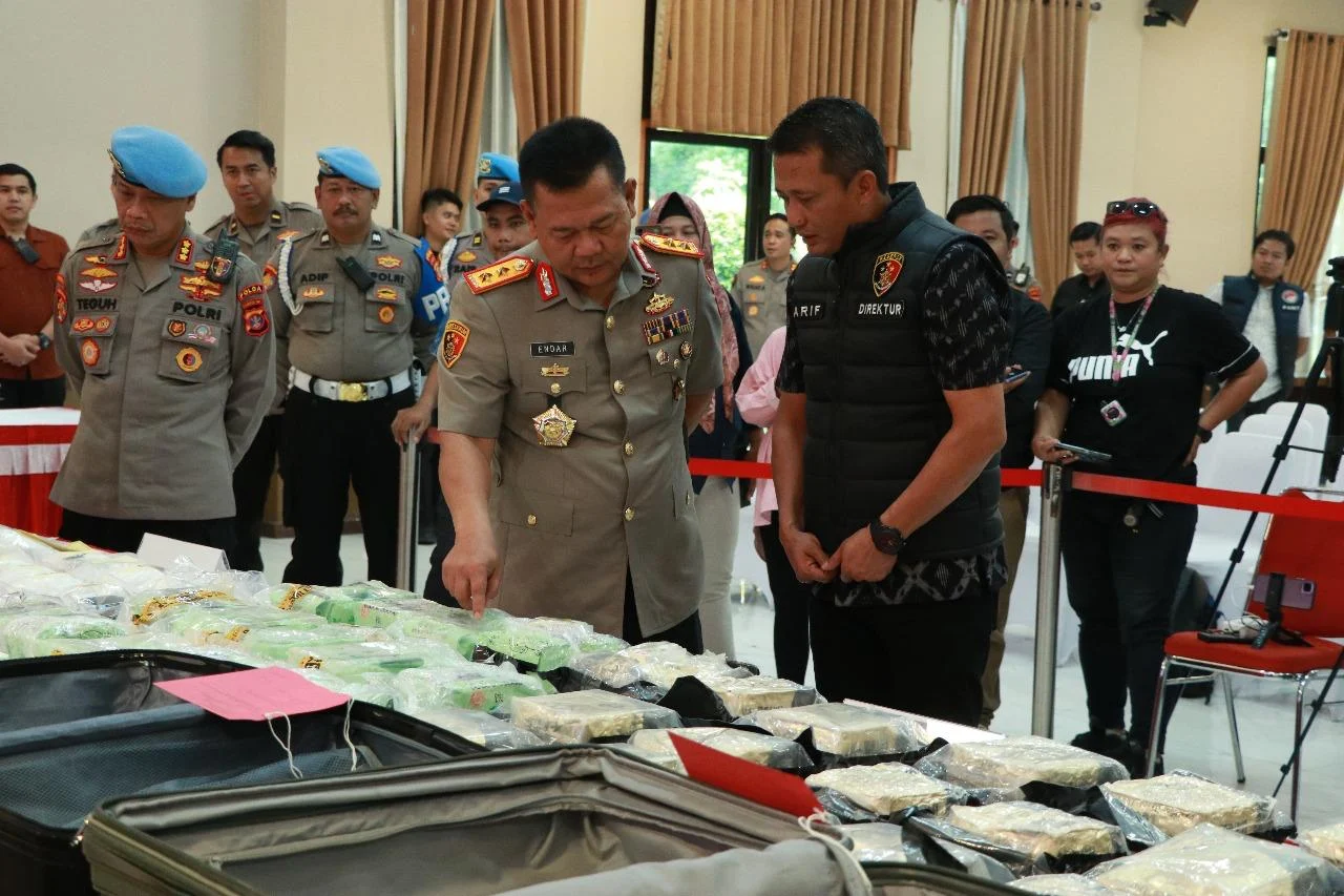 Bareskrim Polri Guling Sindikat Narkoba di Kampung Gang Langgar, Samarinda