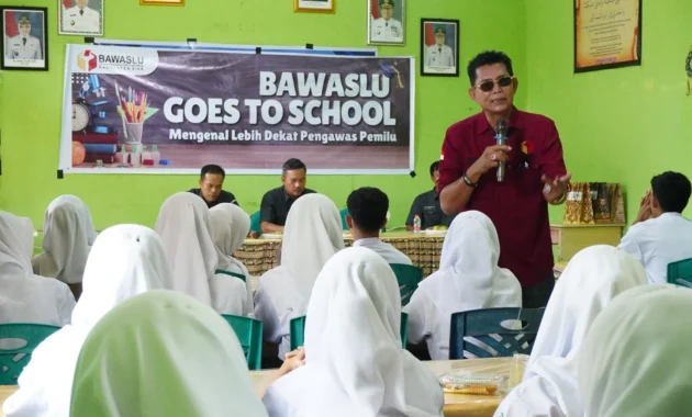 Bawaslu Goes to School: Edukasi Demokrasi Intensif untuk Pemilih Pemula di Bantul