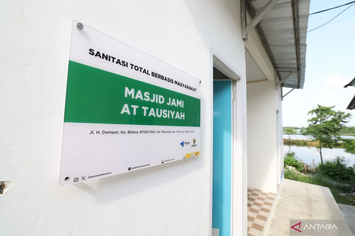 Baznas Gandeng Swasta Dirikan 10 Titik Sanitasi Layak di Tiga Provinsi