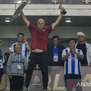 Bojak Hodak Tinggalkan Posisi Pelatih Persib, Resmi Menjadi Penasihat Teknis
