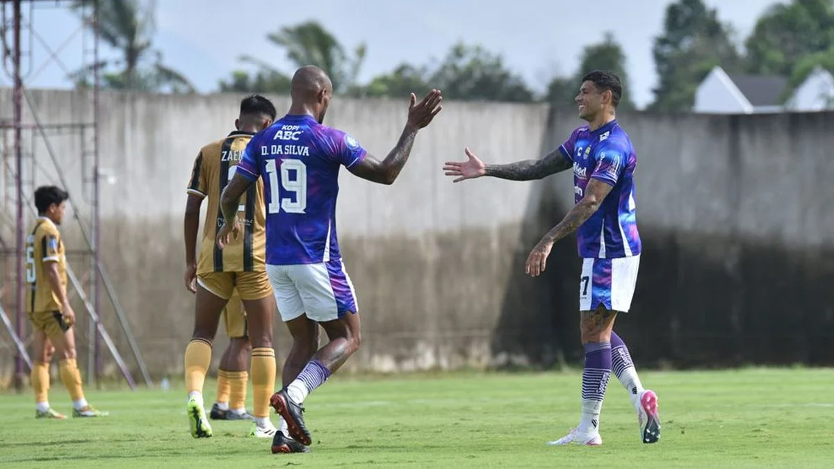 Bojan Hodak Akui Keberuntungan Bantu Persib Menang Persija, Namun Kekalahan Telak dari Dewa United Bikinnya Terbuka