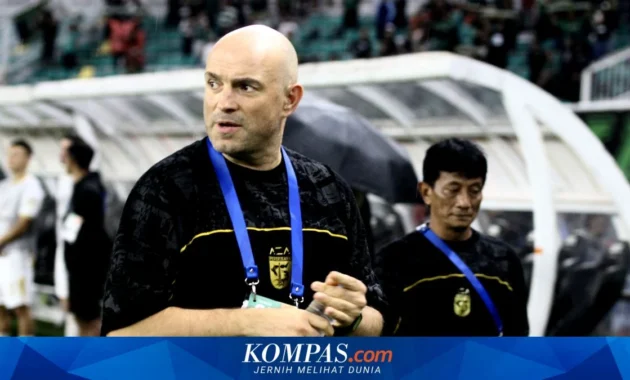 Bojan Hodak Bocorkan Strategi Rahasia, Bernardo Tavares Siapkan Persebaya Bongkar Tembok Baja Arema FC