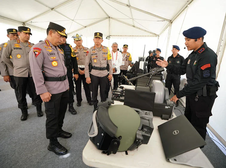 Buka Rakernis Slog Polri, Kapolri Fokus Tingkatkan Peralatan Pengamanan Personel