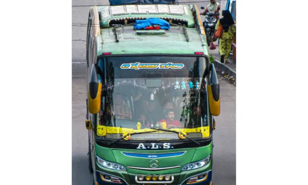 Bus ALS Tabrak Truk Tangki, Kebakaran di Muratara, Sumsel, 16 Orang Tewas