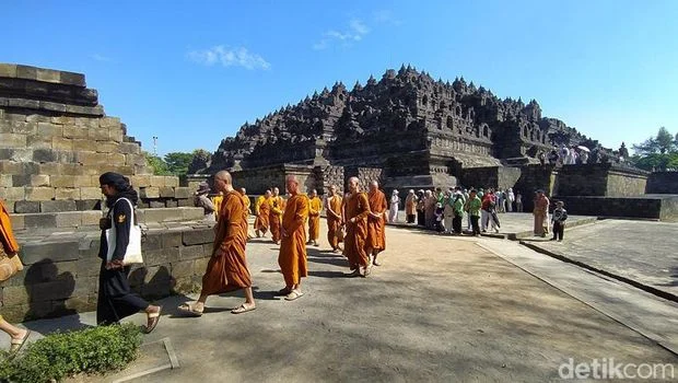 Candi Borobudur Tetap Buka Sampai Pukul 14.00 WIB Saat Waisak 31 Mei