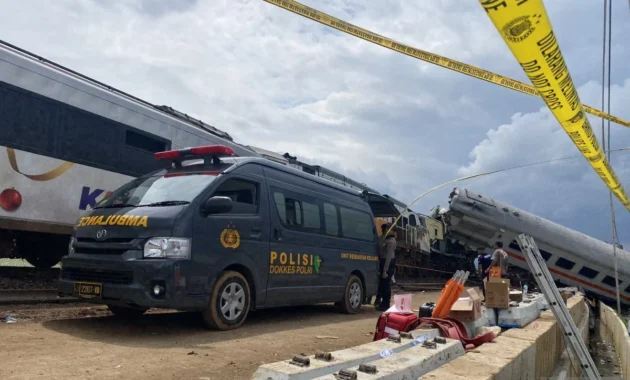 Cegah Dampak Buruk bagi Keluarga, Menkomdigi Minta Publik Hentikan Penyebaran Video Tabrakan Kereta Bekasi