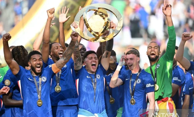 Chelsea Siap Genggam Piala FA: Drama Manajer, Hattrick Abraham, dan Kandidat Xabi Alonso!