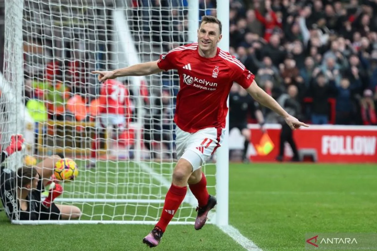 Chris Wood Bawa Nottingham Forest Menang 1-0 atas Aston Villa lewat Penalti