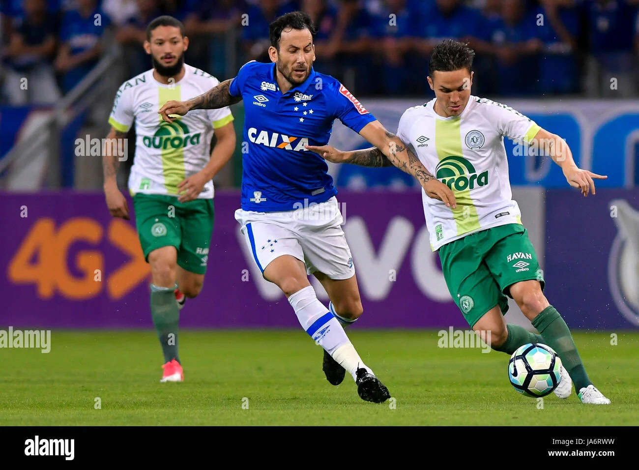 Cruzeiro vs Chapecoense: Duel di Mineirão Menentukan Nasib di Puncak Tabel Brasileirão