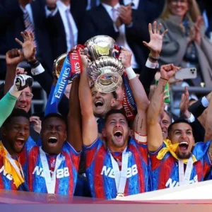 Crystal Palace Raih Trofi Pertama di Eropa: Sejarah Baru dan Dampak Besar bagi Premier League